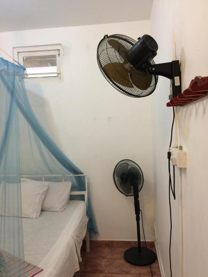 Guesthouse Kind And Love Hikkaduwa Exterior foto